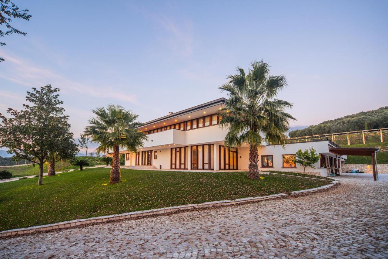 Aria - Villa Di Campagna Montecorvino Rovella Екстер'єр фото